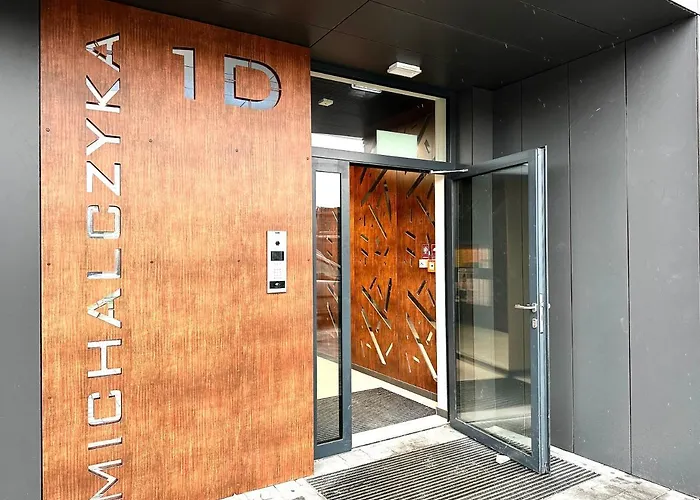 Michalczyka 1d - Self Check-in 20h - Parking * Breslau